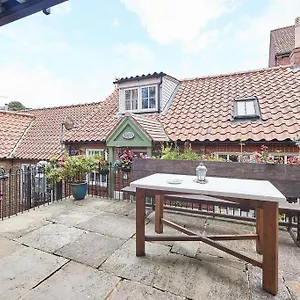 https://abbey-view-cottage-yo21-1ql.yorkshirehotels.net